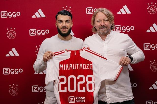 1695576293431032381.jpg 1695576284.jpg