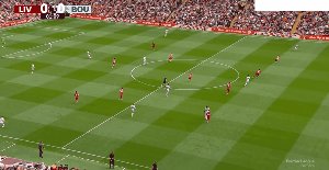 1692453937336046566.gif liv bou 1.gif