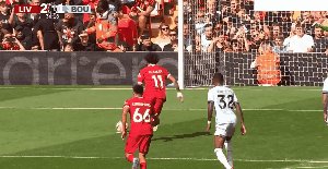 1692455918846073607.gif liv bou 7.gif